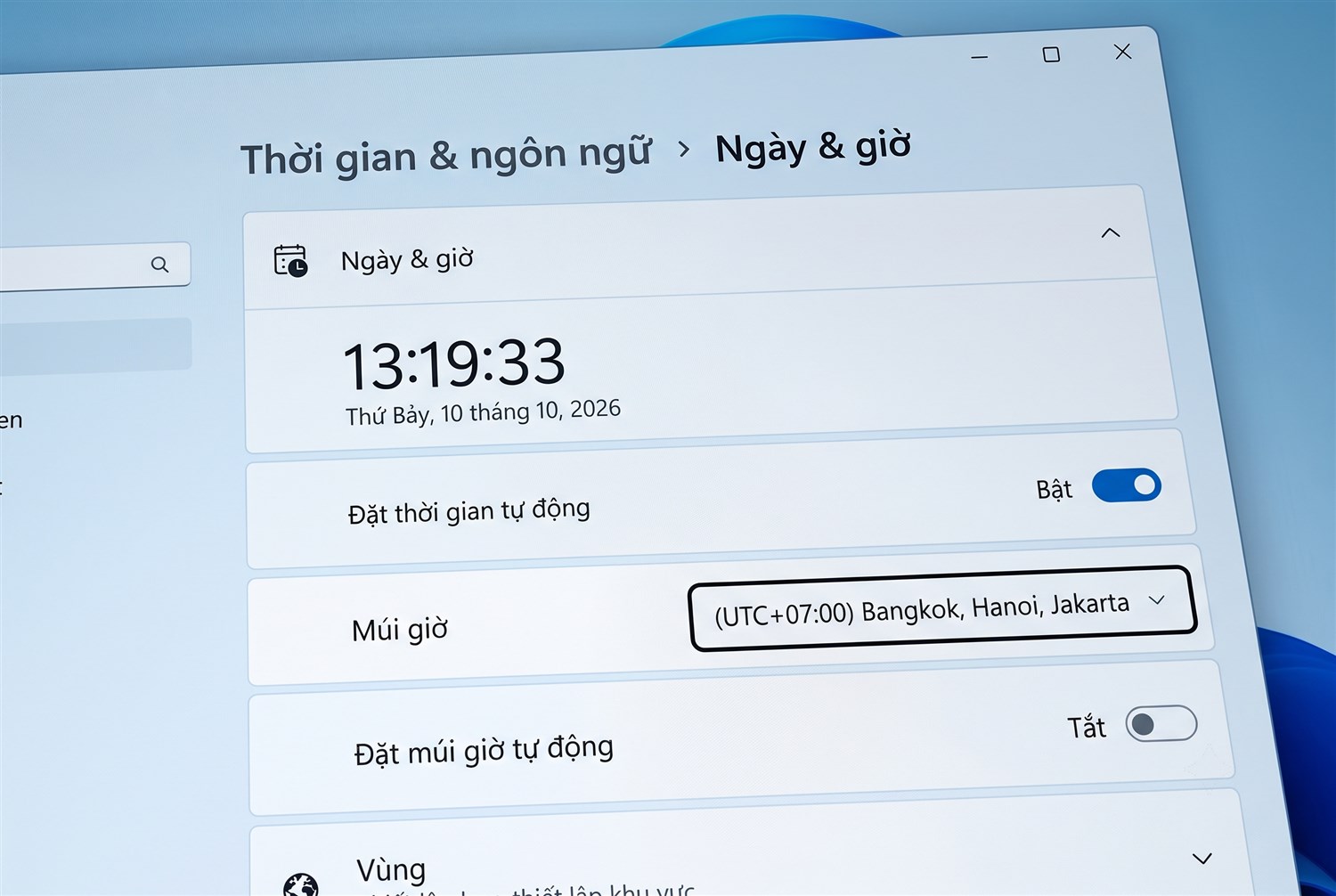 Cài đặt múi giờ trên máy tính